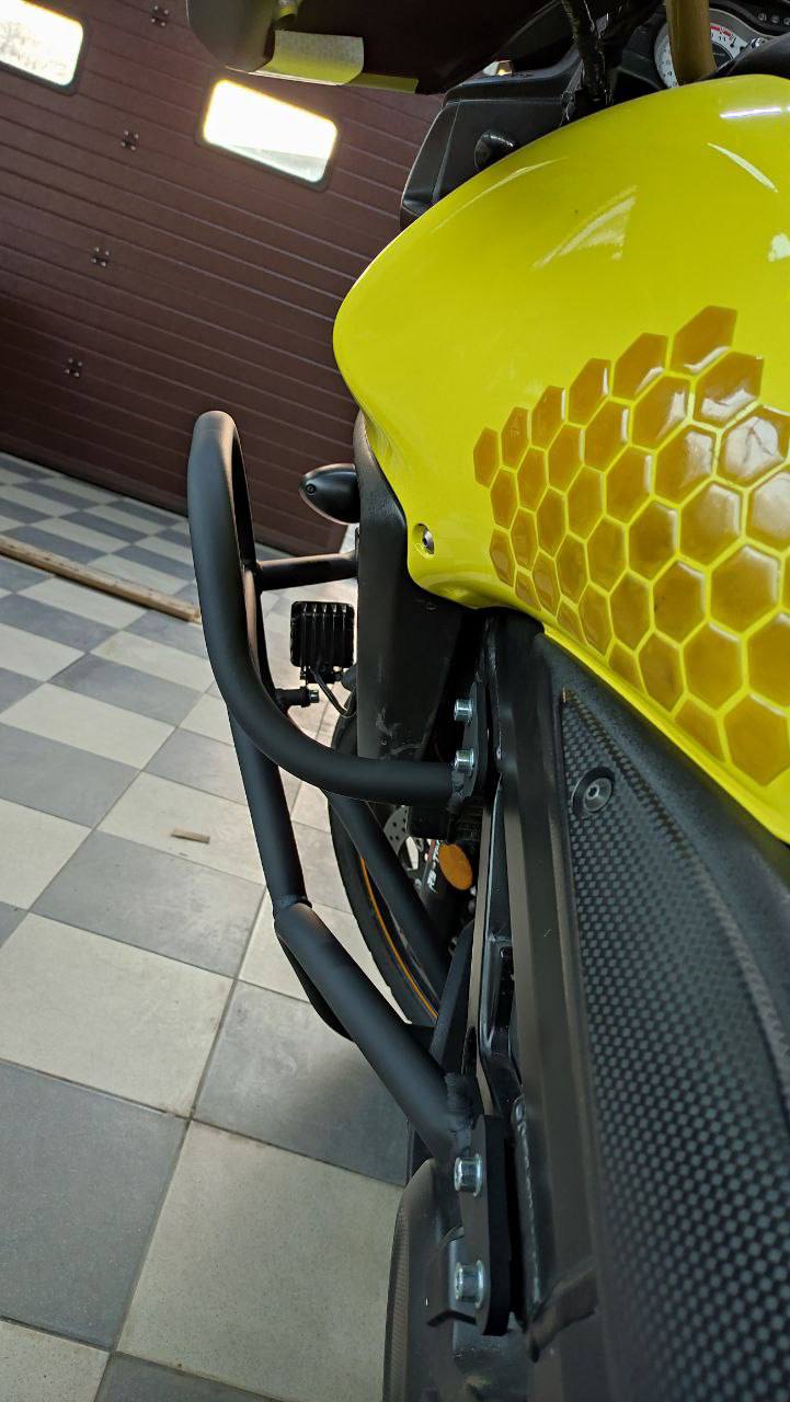 Suzuki V-storm 650 XT